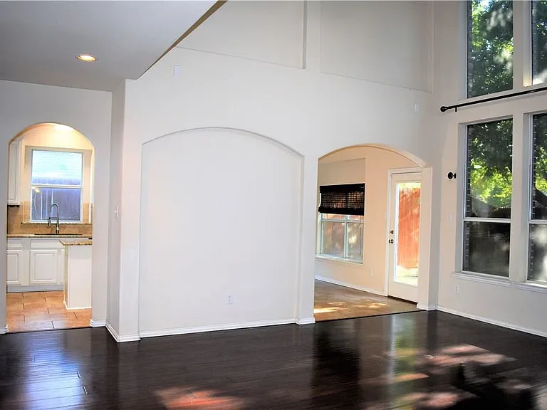 3821 Sandlin St — Photo 12