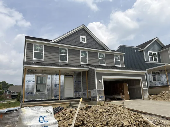 52 Chestnut St, Springboro, OH 45066