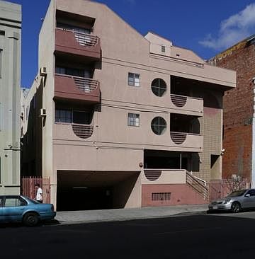 5th image of 733 S Mariposa Ave APT 302