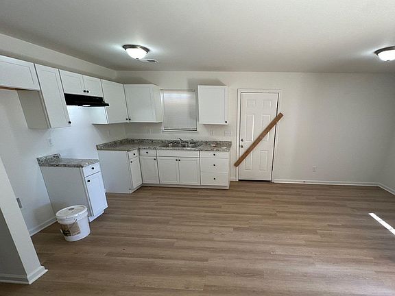 2nd image of 4062 Berrywood Ave