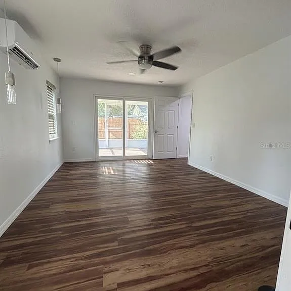 1409 Virginia Ave — Photo 10