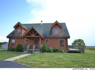 9790 Lincoln Dr, Alhambra, IL 62001