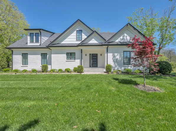 134 Carriage Dr, Nashville, TN 37221