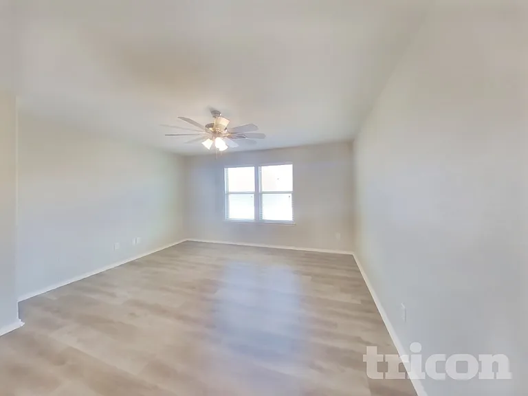 528 Shell St — Photo 21