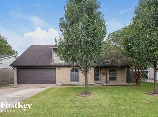 10827 Sagebluff Dr, Houston, TX 77089