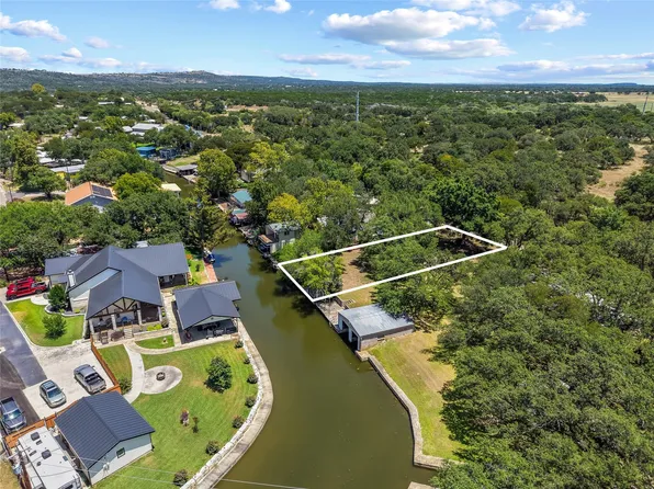 410 County Road 136b, Kingsland, TX 78639