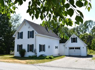 15 Norris St, Searsport, ME 04974