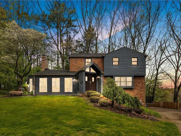 2743 Bristol Ct, Allison Park, PA 15101