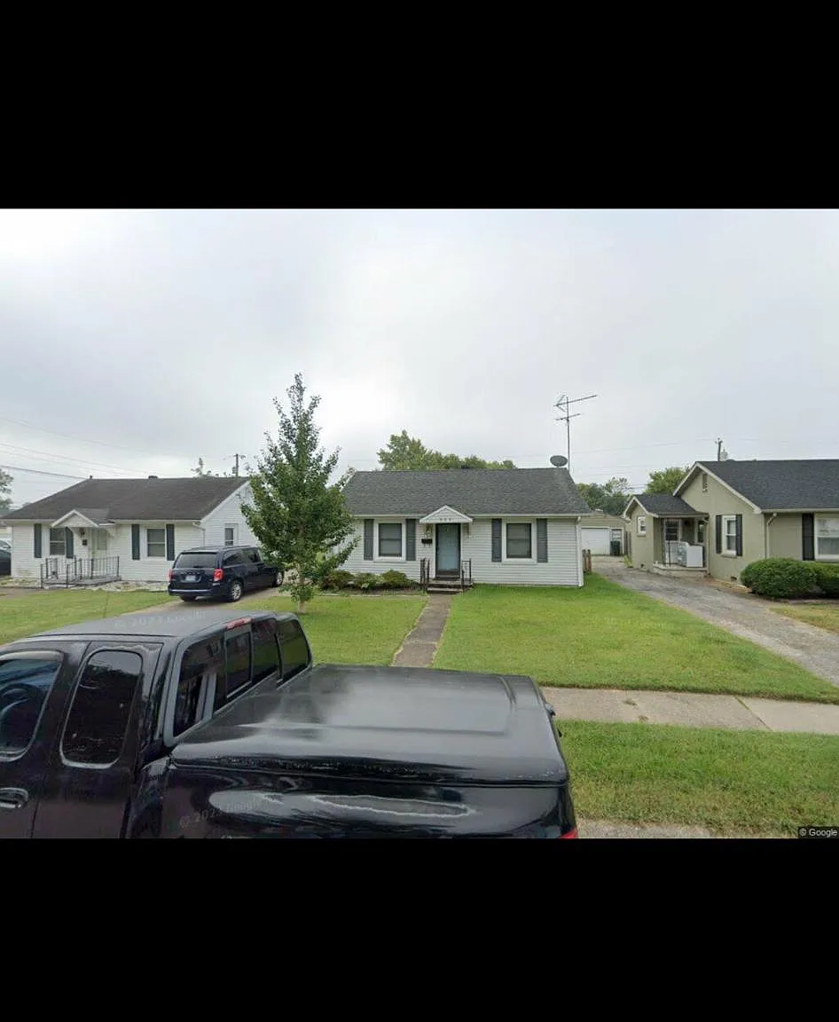 2 bed, 825 sqft, $1,100 — Photo 1