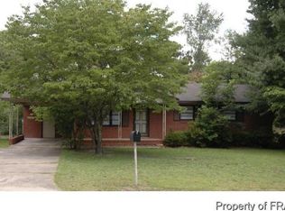 1413 Hibiscus Rd, Fayetteville, NC 28311