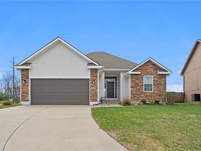9210 N Kirkwood Ave, Kansas City, MO, 64154