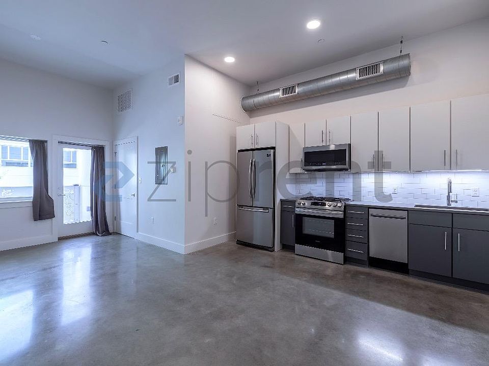 1st image of 1801 2nd Ave #208