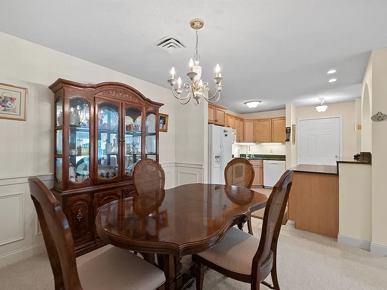 700 Brookside Dr #J — Photo 13