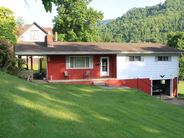 409 S Union St, Webster Springs, WV 26288