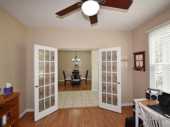 5th image of 1550 Hartsburg Ln