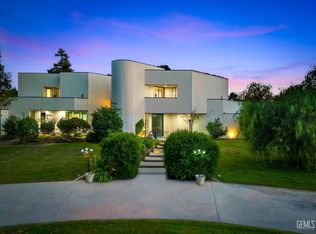 5501 Georgia Dr, Bakersfield, CA 93308