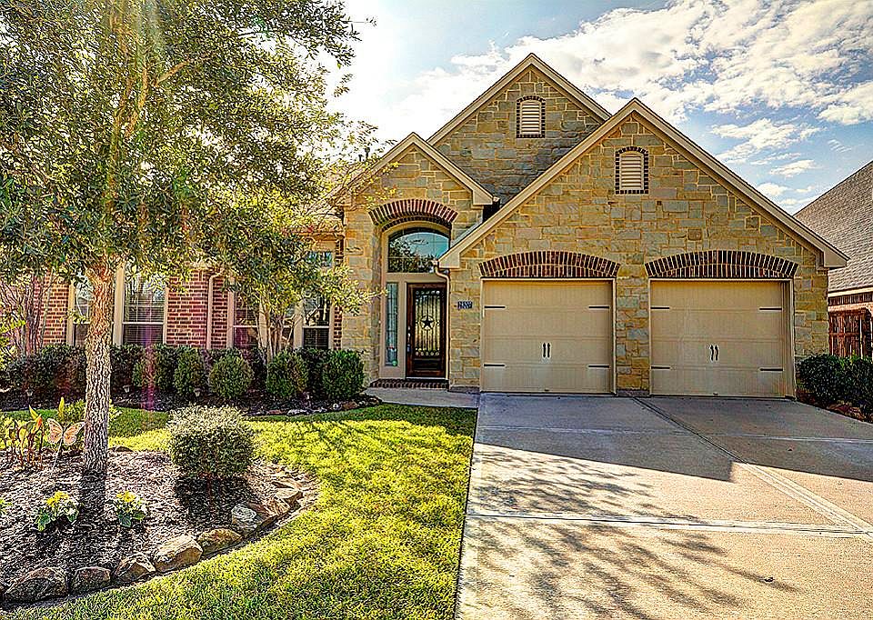1st image of 28207 Sundown Shores Ct