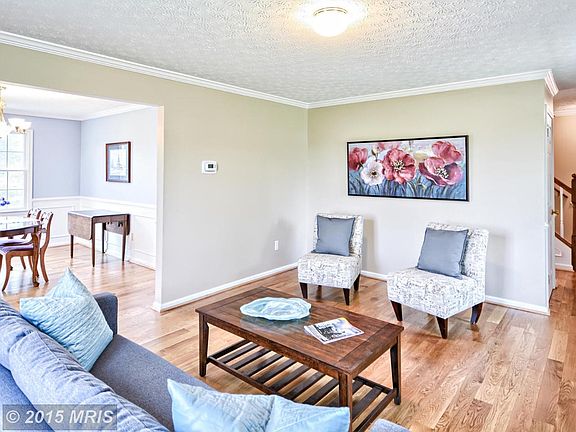 Spacious Living Room