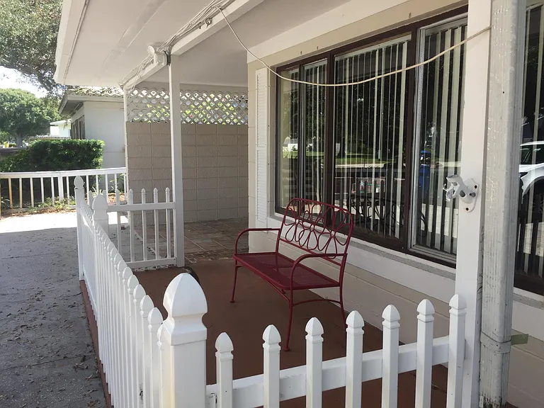 6390 Hampton Dr N — Photo 3