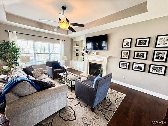 3rd image of 501 Lake Vista Way