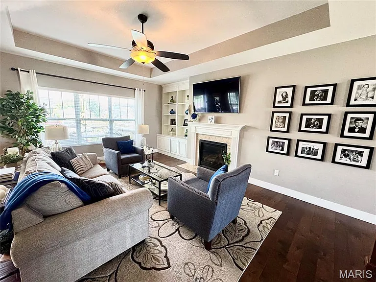 501 Lake Vista Way — Photo 3