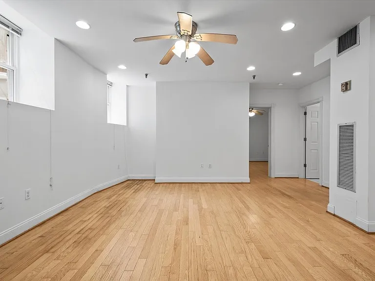 512 Shady Ave #10 — Photo 12