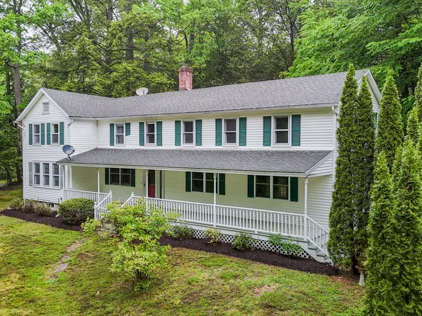 15 Indian Hill Road, Canton, CT 06019