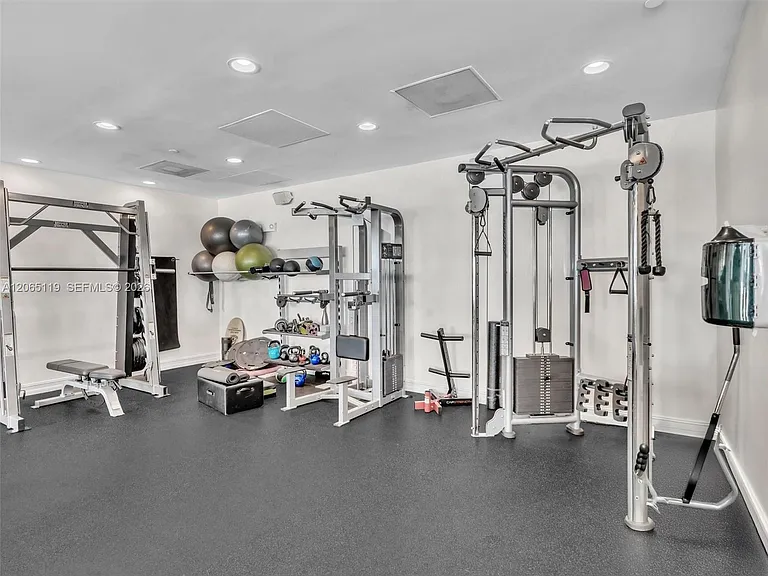 2451 S Brickell Ave #20M — Photo 48