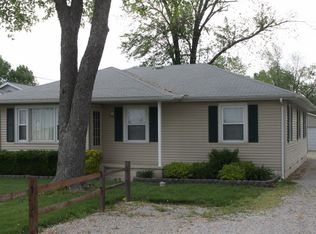 5801 Lost Bend Ln, Evansville, IN 47715