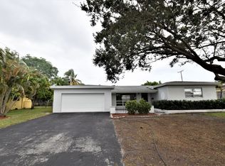 7401 Plantation Blvd, Hollywood, FL 33023