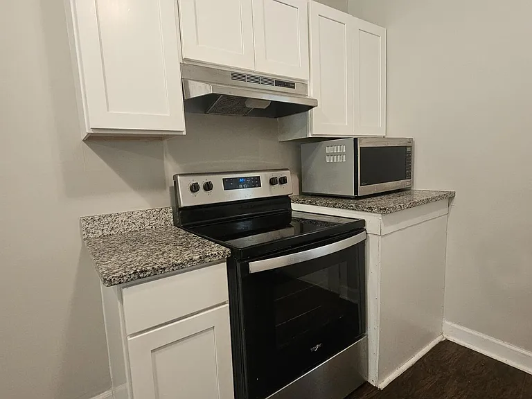 3623 Bowling Dr — Photo 7