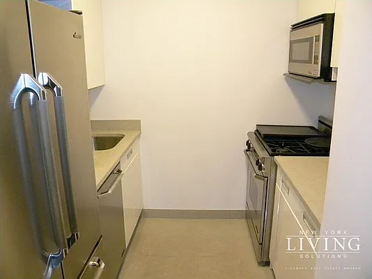 Rented by NY Living Solutions | media 38