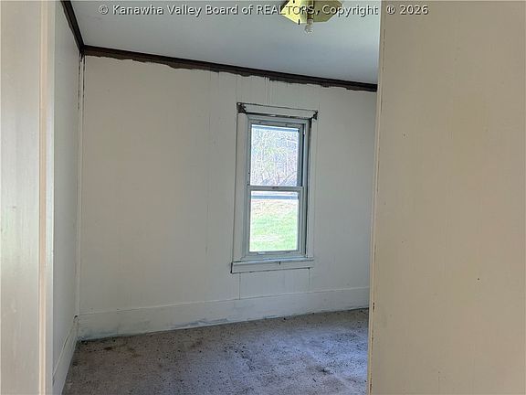 4th image of 1388 Sliding Hill Creek Rd