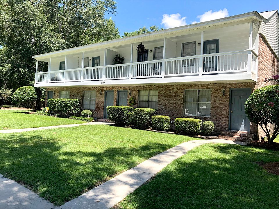 1st image of 400 Crestview Dr #A-b