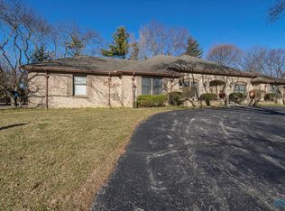 2043 Whitehall Rd, Toledo, OH 43606
