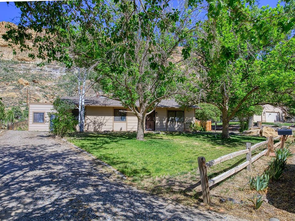 1st image of 780 Castle Dr
