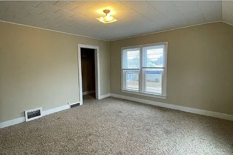 403 7th Ave #1/2 Photo 1