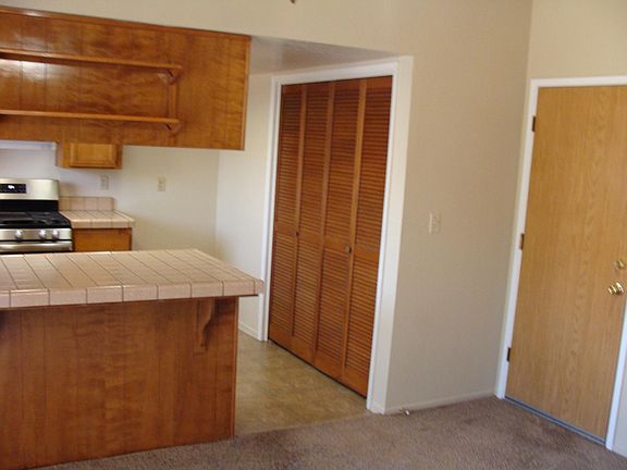3rd image of 1006 Chisum Ct