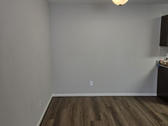 5th image of 3703 Southborough Rd