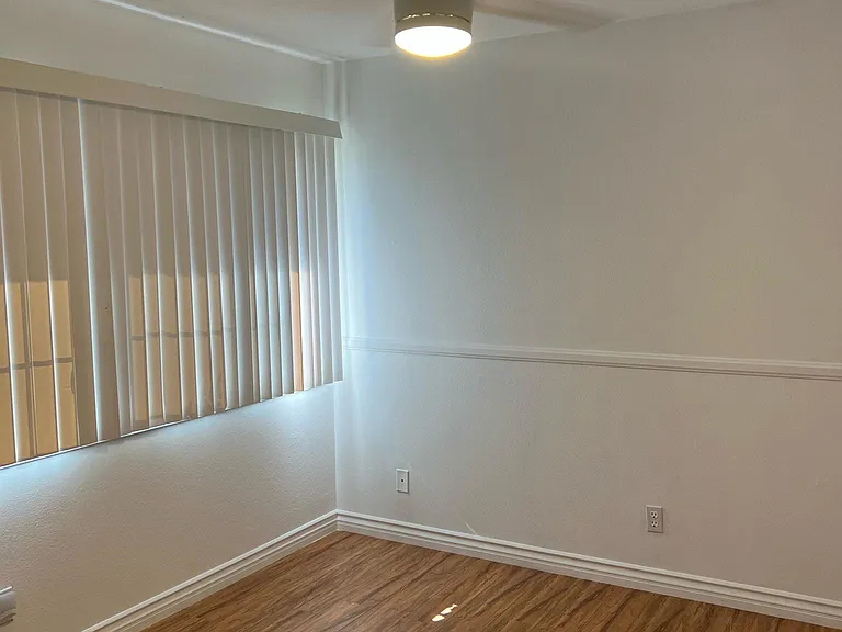 281 Dickenson Ave — Photo 28