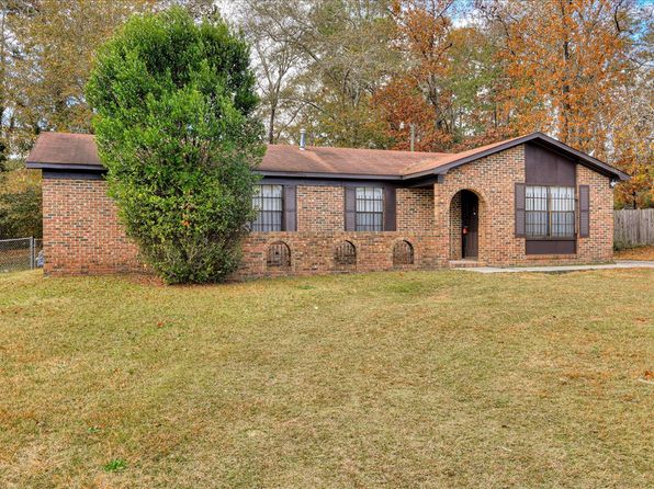 2365 Basswood Dr