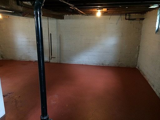 4th image of 1850 Maryland Ave E