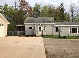 4399 S Dundas Rd, Beaverton, MI 48612