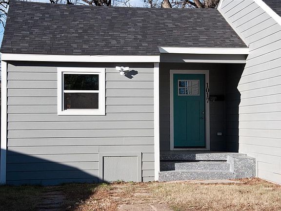 3rd image of 1017 Bell Dr