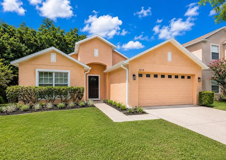 4618 Aguila Pl