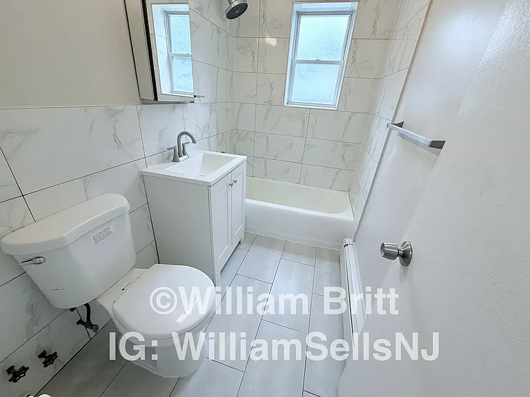 145 Main St #1E — Photo 11