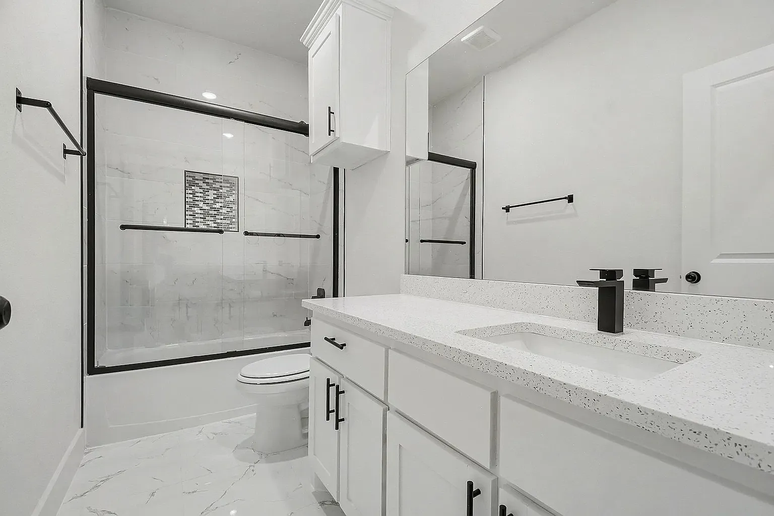3 bed, 1528 sqft, $2,200 — Photo 4