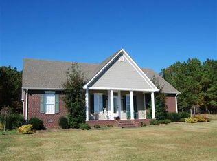 41 County Road 214, Glen, MS 38846