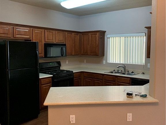 4th image of 9303 Gilcrease Ave Unit 1010