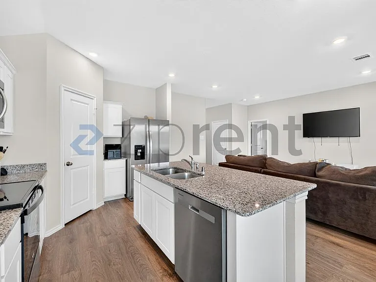 3923 Mountain Dr — Photo 13